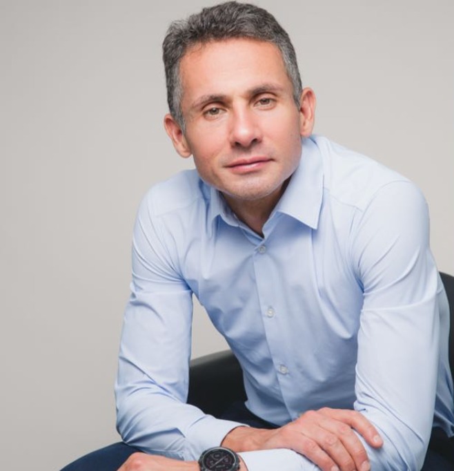Dr. Marcelo Poli
